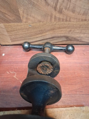 Cast ironn vintage heavy duty - cast,