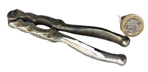 Nussknacker metall rostig - nussknacker,