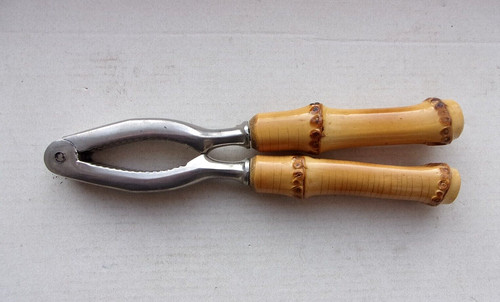 Vintage metall nussknacker mit - vintage,
